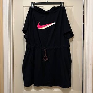 NWOT Nike T-shirt dress with waistline defining detail